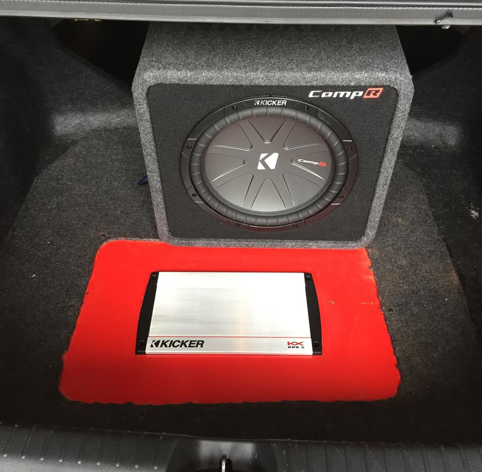 Steven's custom amp mount.